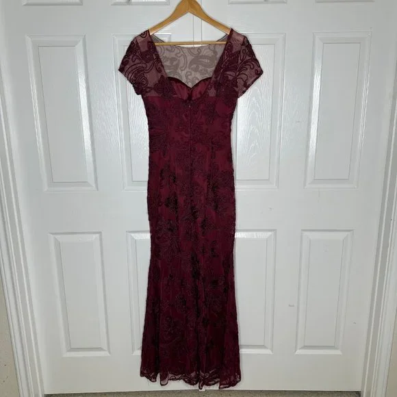 JS Collections Women's Boat Neck Short Sleeve Laced Burgundy  Mermaid Gown - Picture 8 of 16